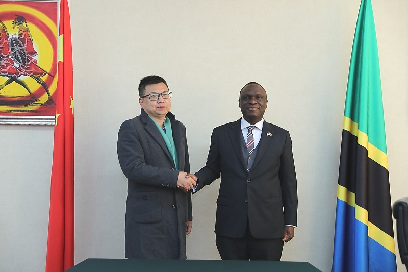 His Excellency Mbelwa Kairuki, Tanzanian Ambassador to China, met with COFCO and conducted in-depth discussions on relevant cooperation.